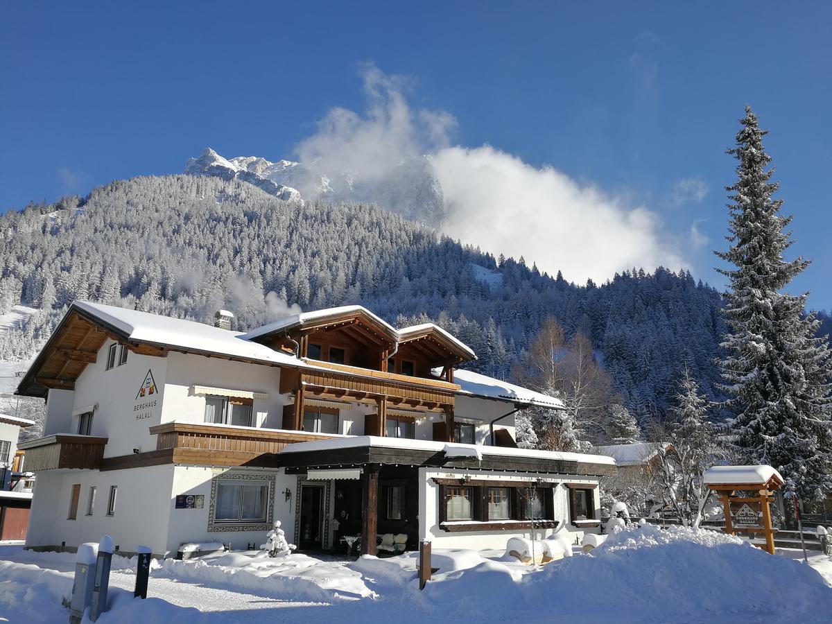 Das Halali - Dein Kleines Hotel An Der Zugspitze Ehrwald Exteriör bild